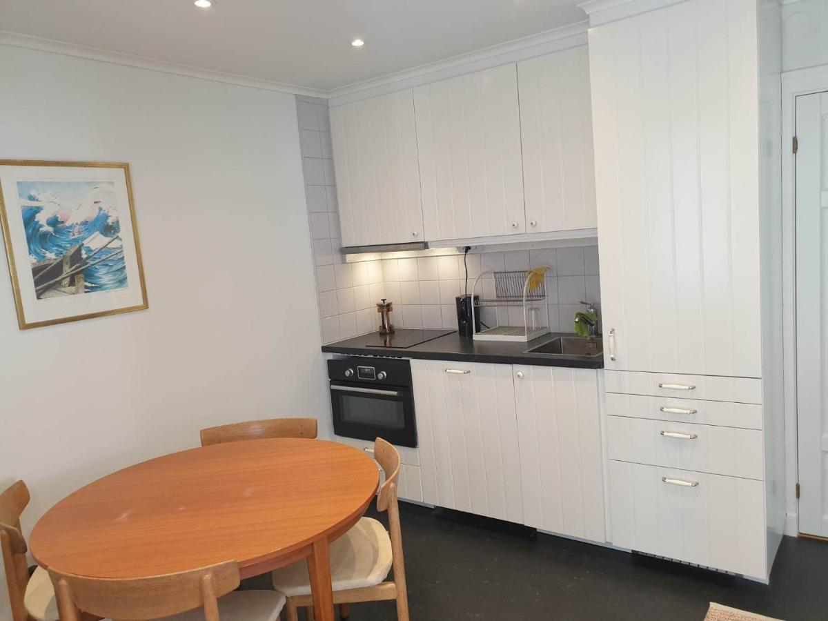 Vaelrenoverad Fin Laegenhet I Charmigt Omrade Soderhamn Exterior photo